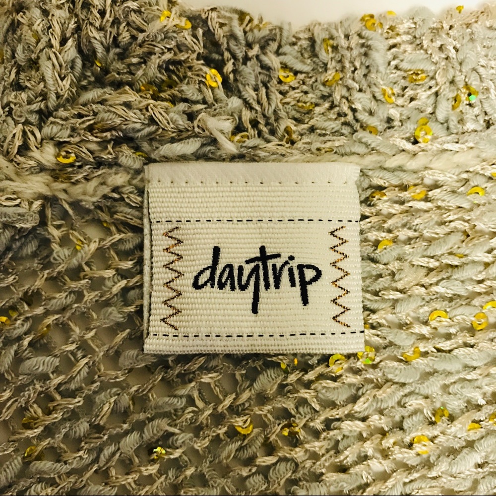 Daytrip Short Sleeve Sequin Color Block Cardigan - image 6